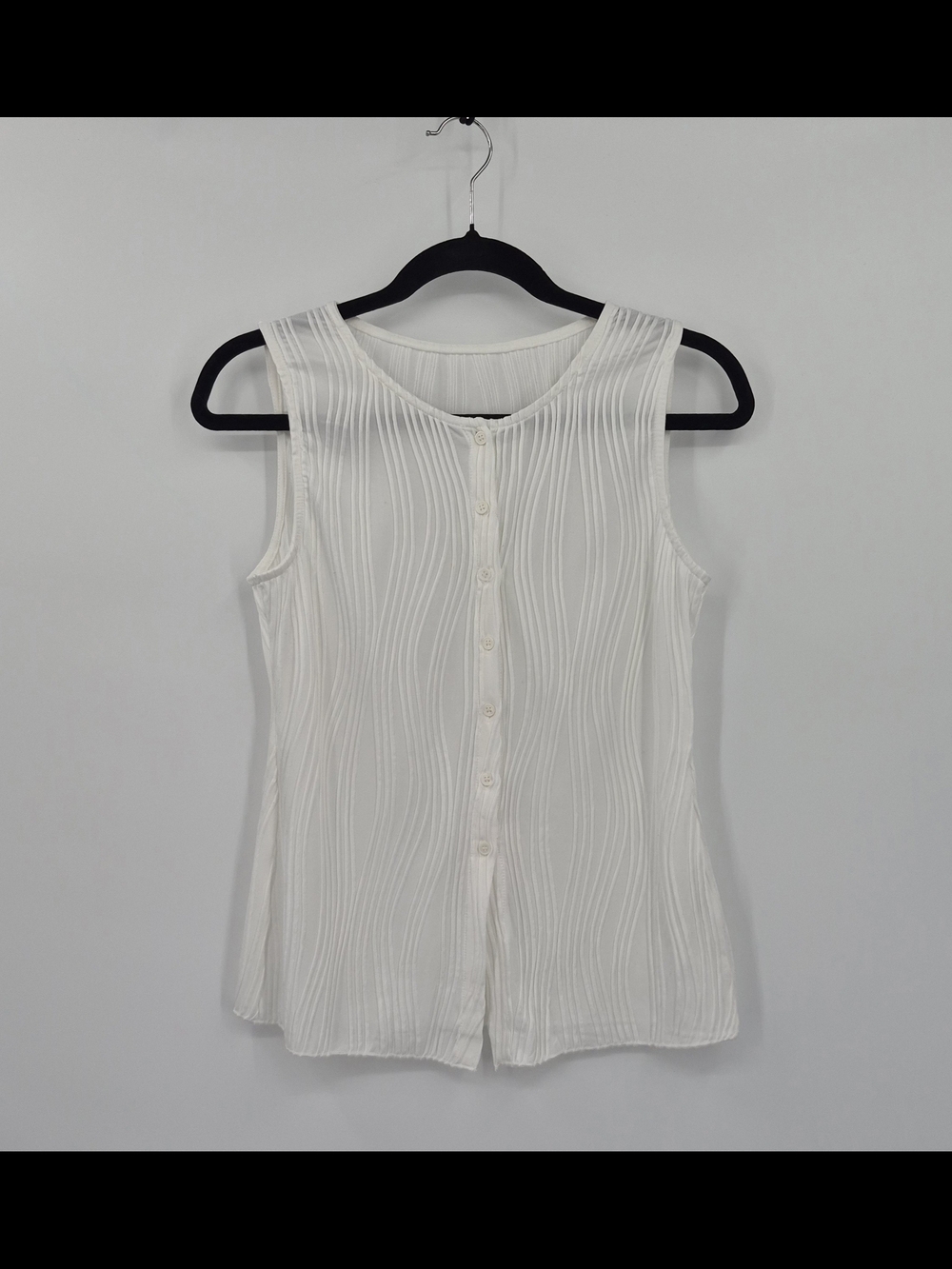 Button Down Sleeveless Ribbed Textured Top Size Small White Flirty Summer